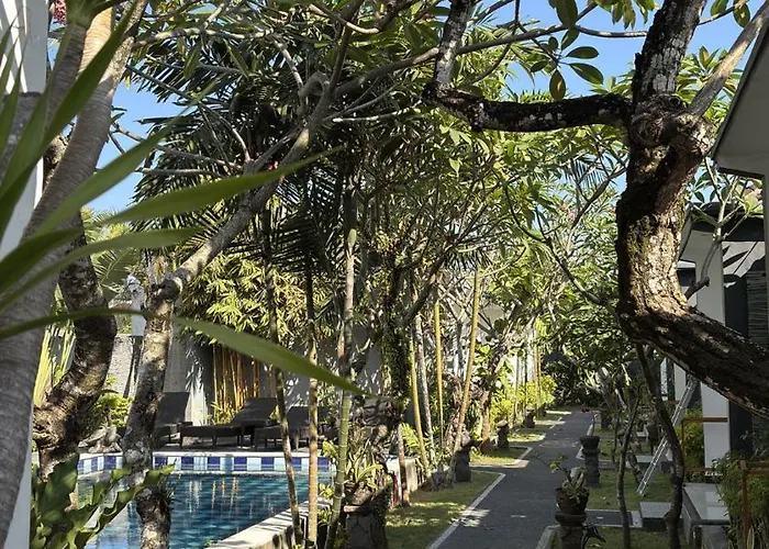 Hotel Collection O Near Pantai Nusadua Formerly Palm Bamboo
