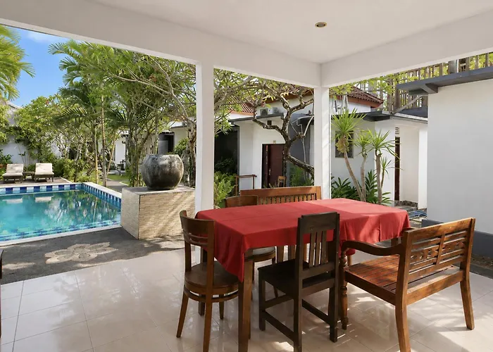 Hotel Collection O Near Pantai Nusadua Formerly Palm Bamboo 2*