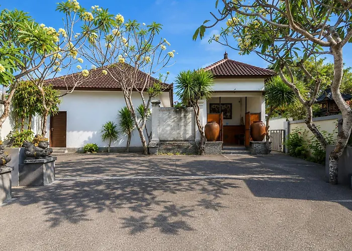 酒店 Collection O Near Pantai Nusadua Formerly Palm Bamboo