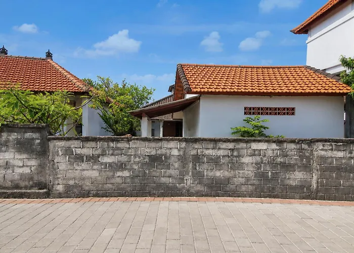 Collection O Near Pantai Nusadua Formerly Palm Bamboo Hotel Balian